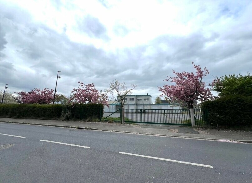 Land in Montivilliers for lease - Building Photo - Image 3 of 3
