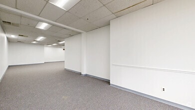 450-460 Veterans Dr, Burlington, NJ à louer Numérisation 3D de Matterport- Image 1 de 10