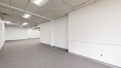 450-460 Veterans Dr, Burlington, NJ à louer Numérisation 3D de Matterport- Image 1 de 10