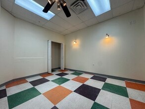 421-431 Water St, Prairie Du Sac, WI for lease Interior Photo- Image 2 of 12