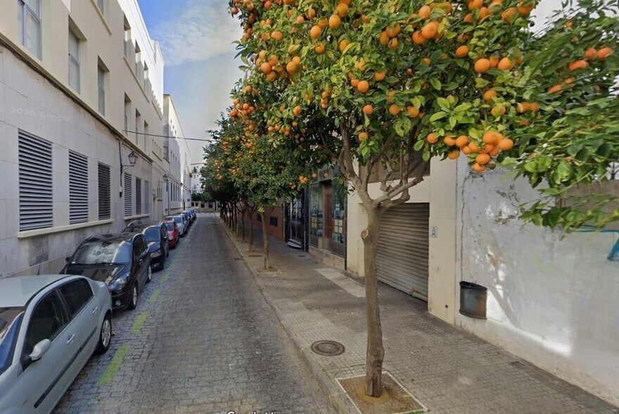 Calle Felipe Abarzuza, 2, Cádiz, Cádiz à vendre - Photo du bâtiment - Image 1 de 2