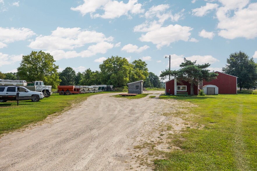 508 N Main St, Hersey, MI à vendre - Photo principale - Image 1 de 55