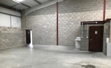 15-17 Alan Farnaby Way, Sheriff Hutton à louer Photo intérieure- Image 2 de 2