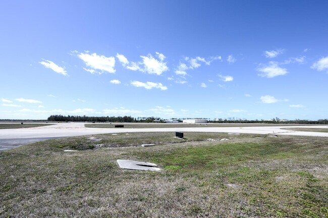 More details for 314 Citation Pt, Naples, FL - Specialty for Sale