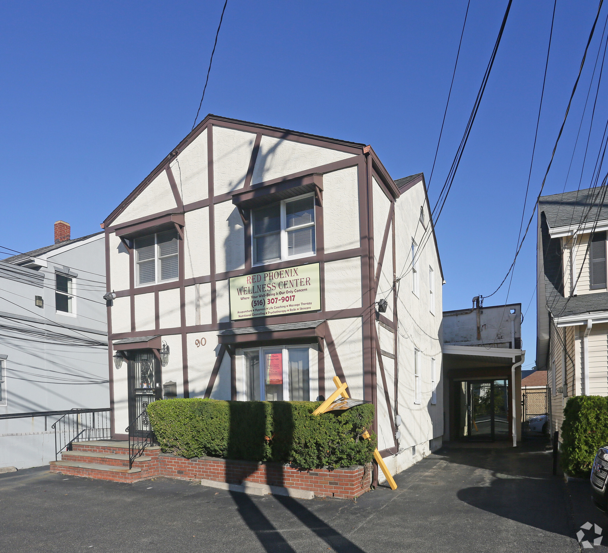 90 2nd St, Mineola, NY à vendre Photo principale- Image 1 de 1