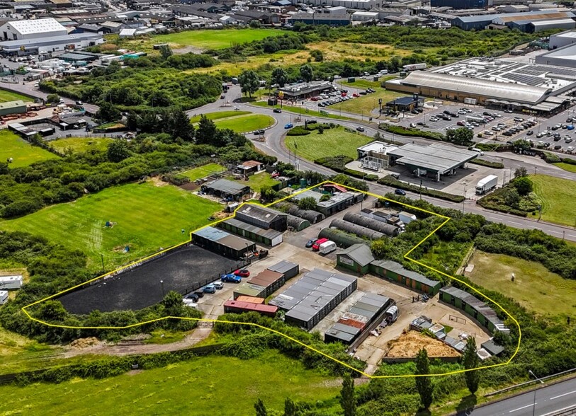 Northwick Rd, Canvey Island for sale - Primary Photo - Image 1 of 1