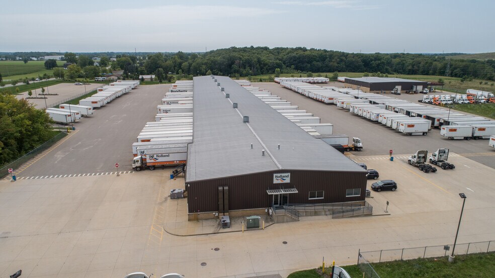 10151 Division Ave SW, Wayland, MI à vendre - Photo du bâtiment - Image 3 de 21