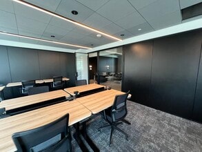 1100 Dexter Ave N, Seattle, WA for lease Interior Photo- Image 2 of 4