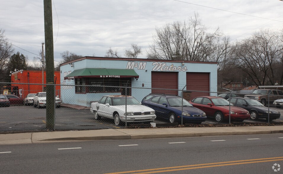 613 Douglas Ave, Nashville, TN for sale - Building Photo - Image 2 of 2