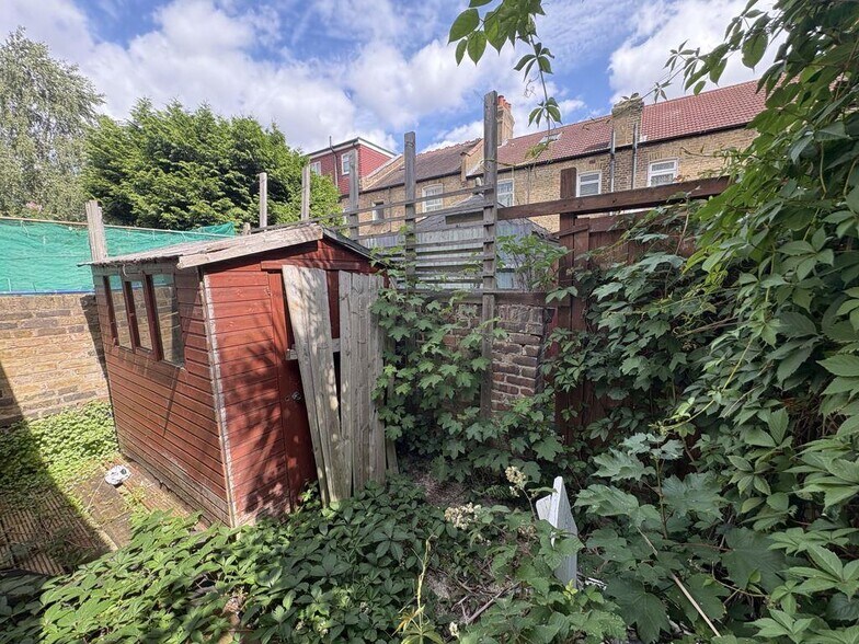 52 Honor Oak Park, Londres à louer - Photo du bâtiment - Image 3 de 6