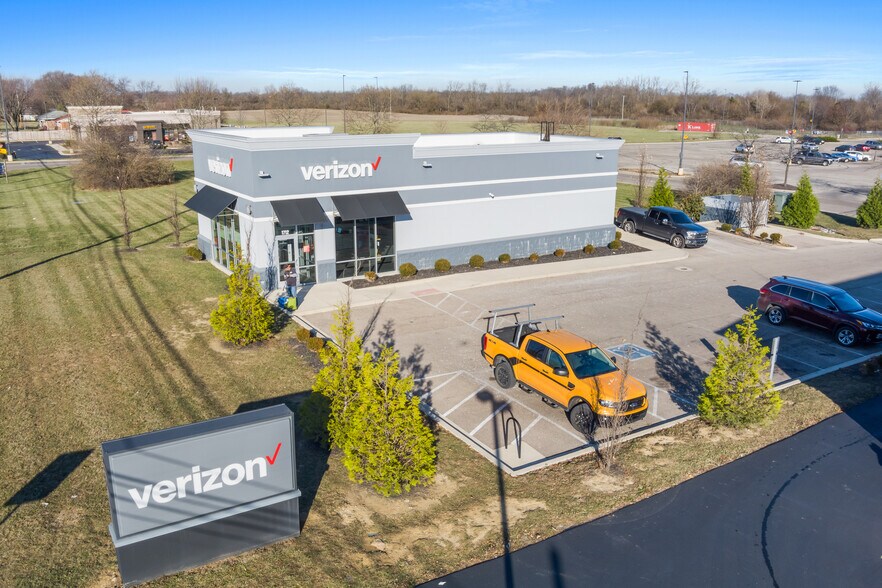 1712 N Barron St, Eaton, OH à vendre - Photo du bâtiment - Image 2 de 7