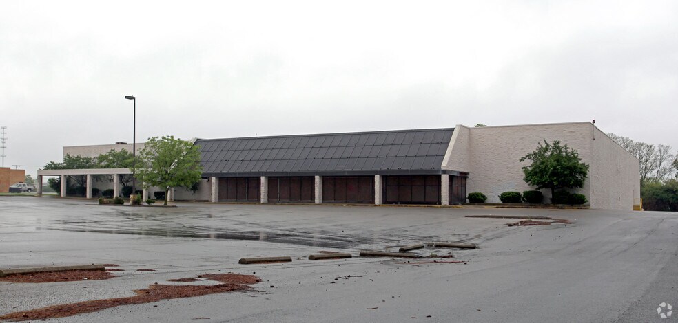 6020 Chambersburg Rd, Huber Heights, OH à louer - Photo du bâtiment - Image 2 de 2