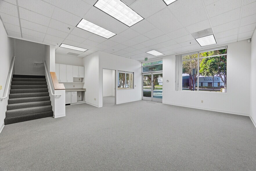 2130-2162 Ringwood Ave, San Jose, CA à vendre - Photo du bâtiment - Image 3 de 19