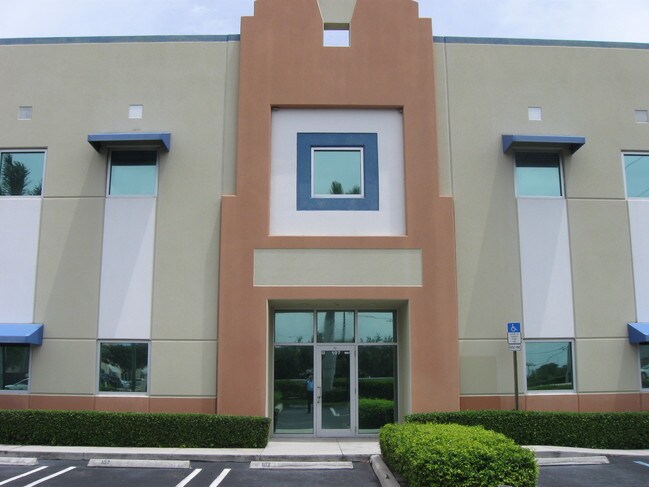 Plus de détails pour 755 NW 17th Ave, Delray Beach, FL - Industriel à louer