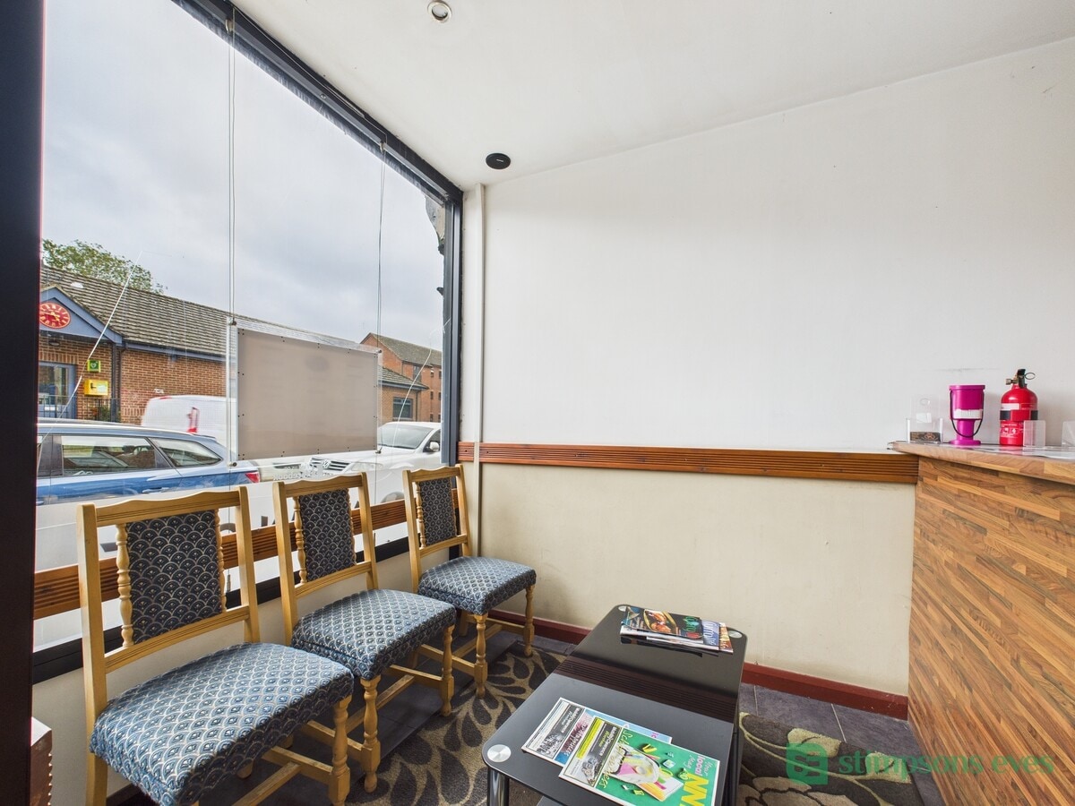 28B Station Rd, Woodford Halse, NTH NN11 3RB - Unité 28B -  - Photo intérieure - Image 1 of 7