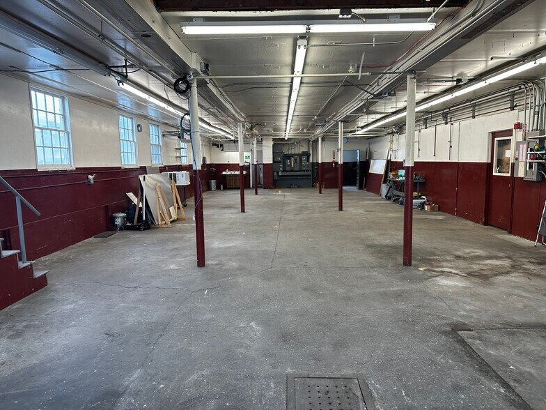 46 Troy Ave, Colchester, VT à vendre - Photo du bâtiment - Image 3 de 8