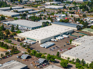 Plus de détails pour 10145 SE Jennifer St, Clackamas, OR - Industriel à louer