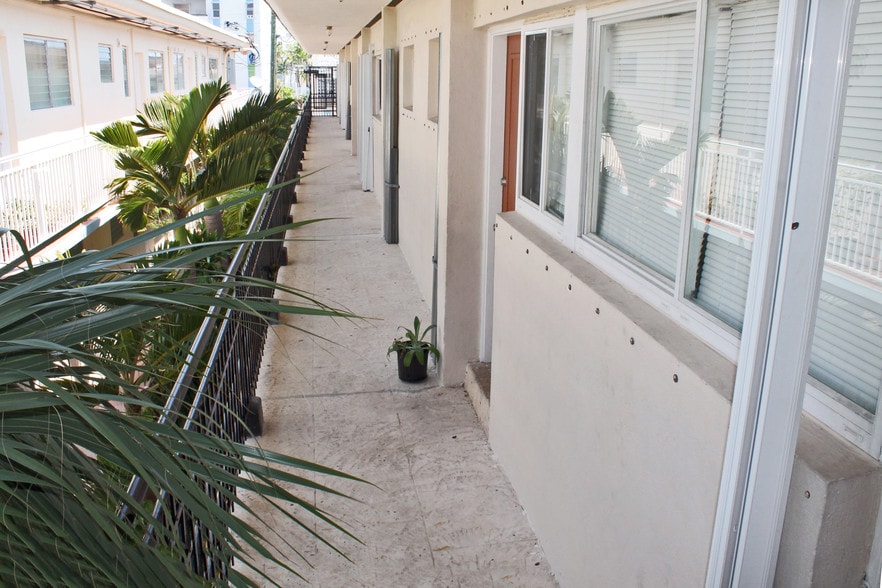 7435 Byron Ave, Miami Beach, FL à vendre - Autre - Image 3 de 21