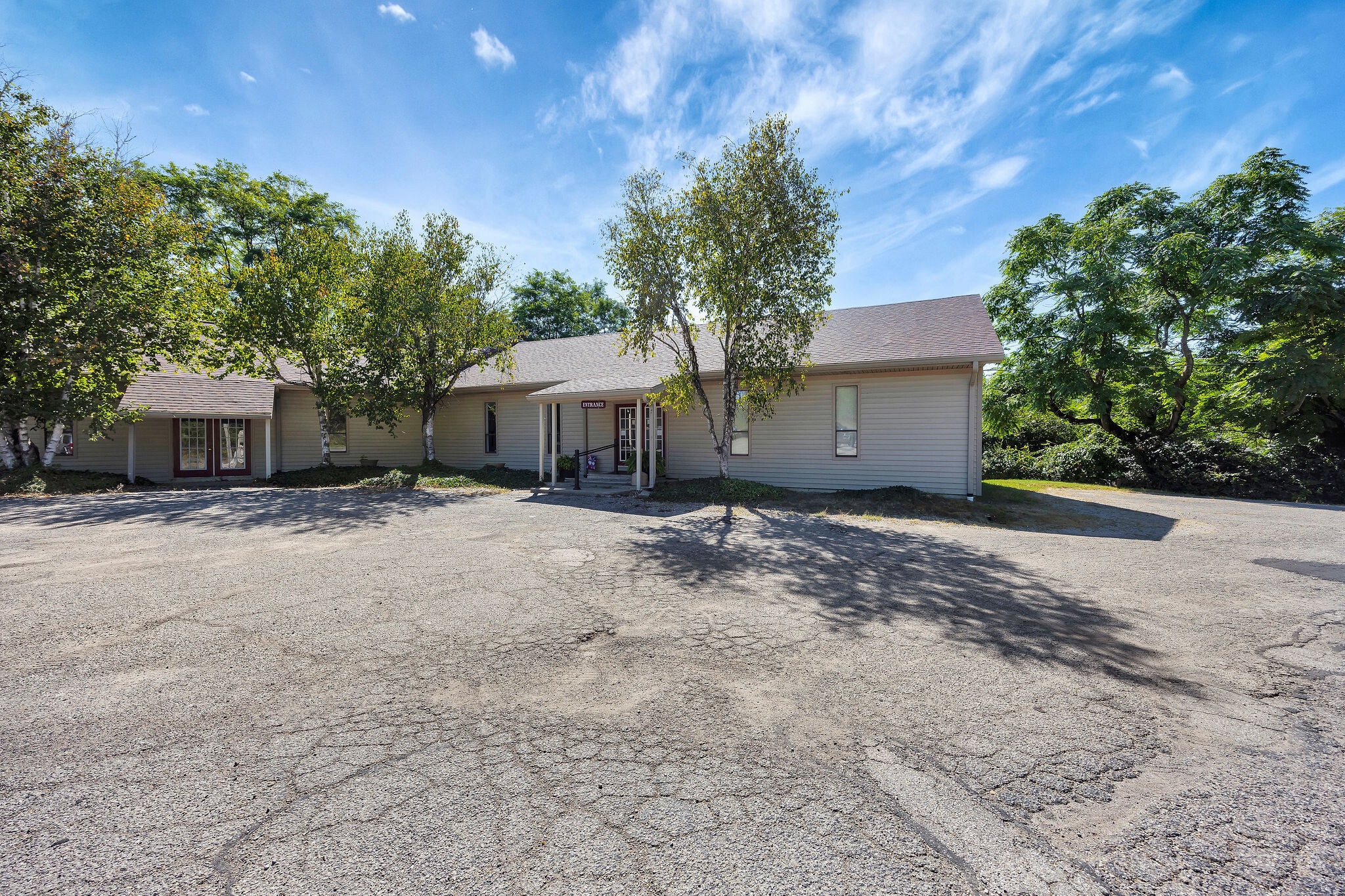 1188 Pyramid Hill Blvd, Hamilton, OH for sale Primary Photo- Image 1 of 30