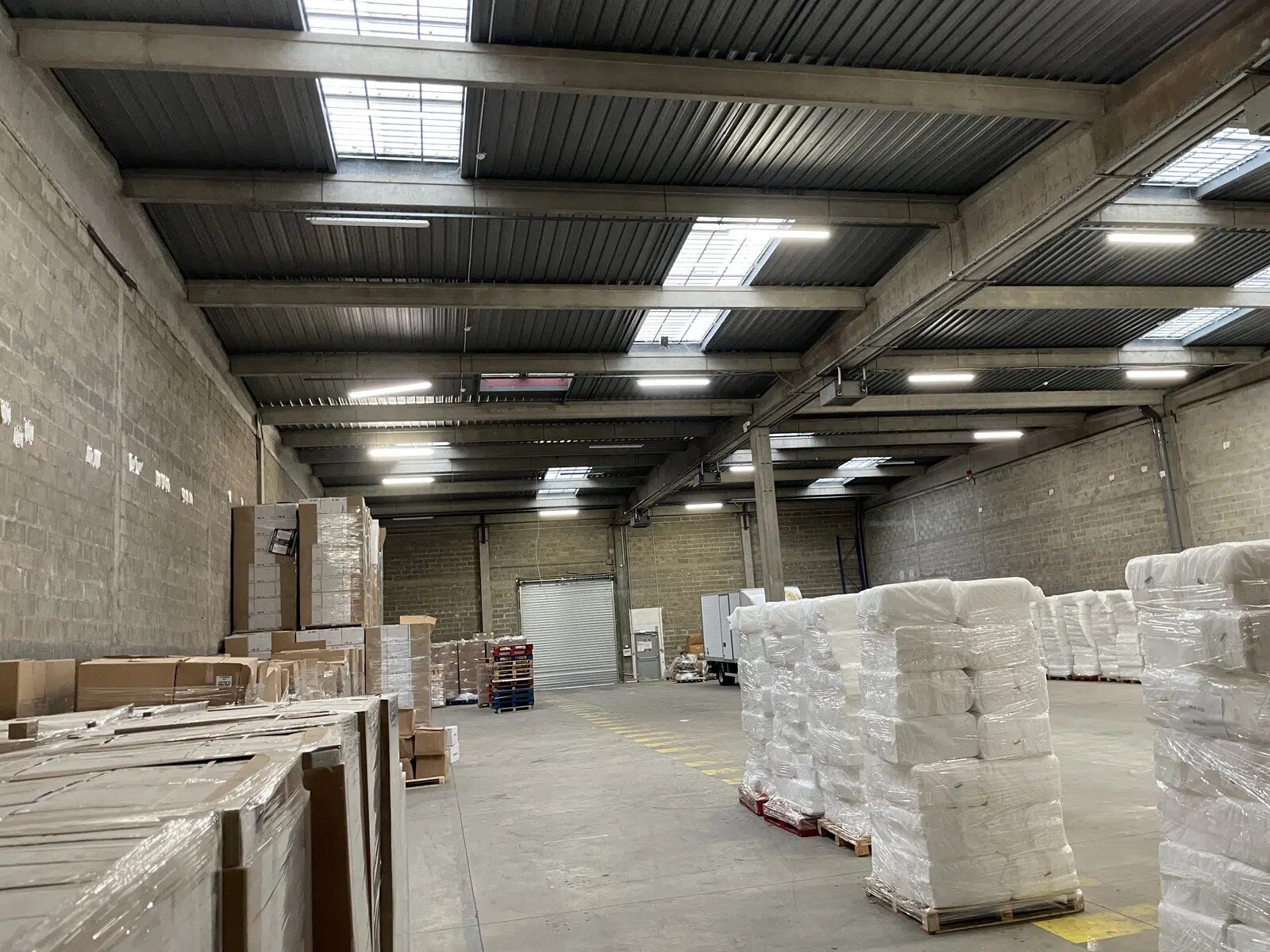 Industrial in Goussainville for lease Interior Photo- Image 1 of 9