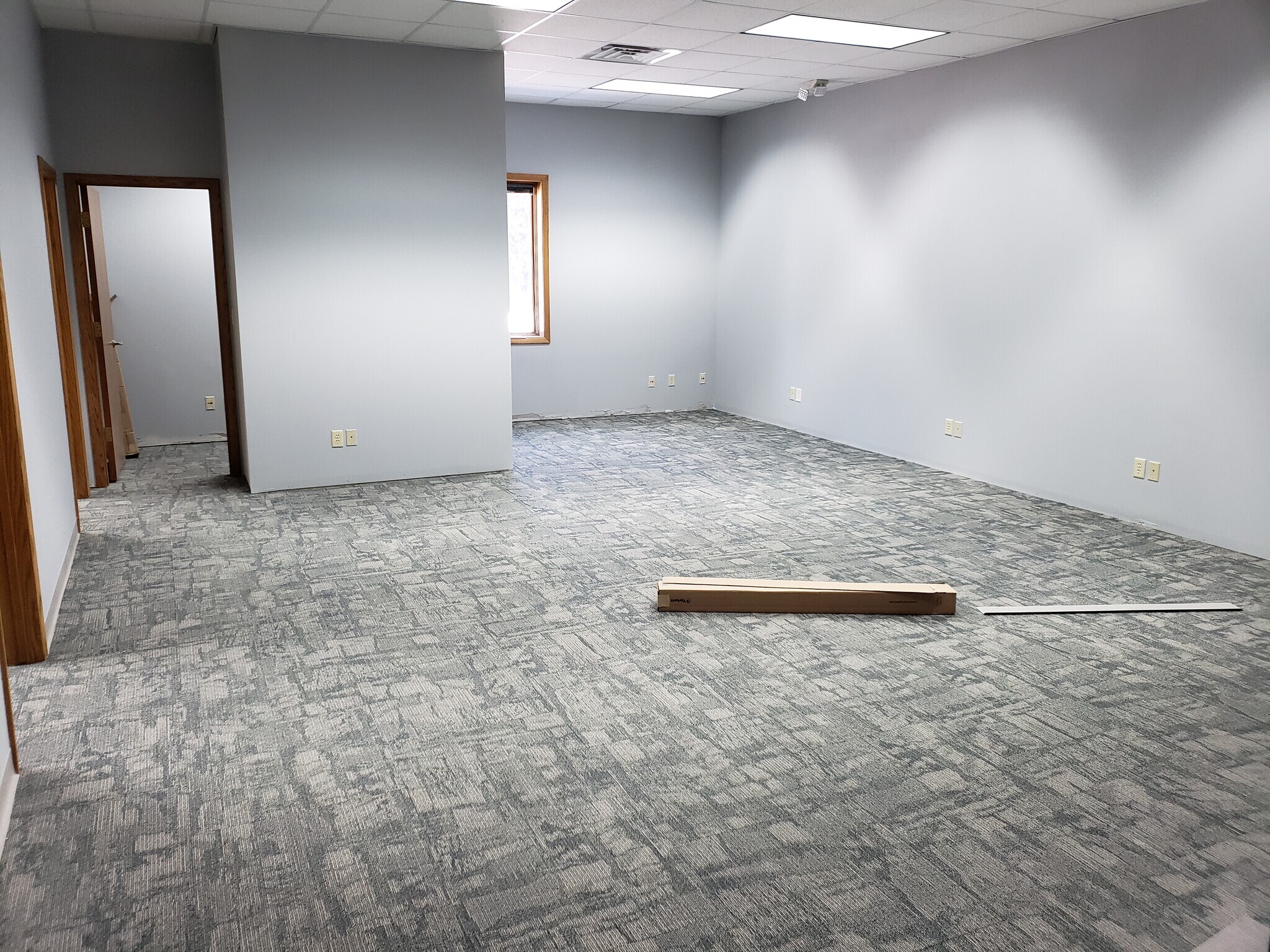 1415 Merrill Ave, Wausau, WI for lease Interior Photo- Image 1 of 4