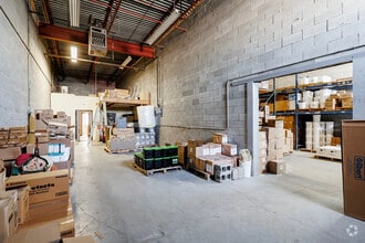 2900-2990 Rue Halpern, Montréal, QC à louer Photo intérieure- Image 2 de 2