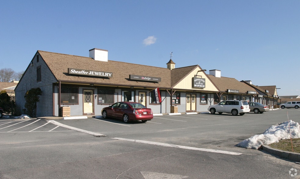 1638-1662 Falmouth Rd, Centerville, MA for lease - Building Photo - Image 3 of 12