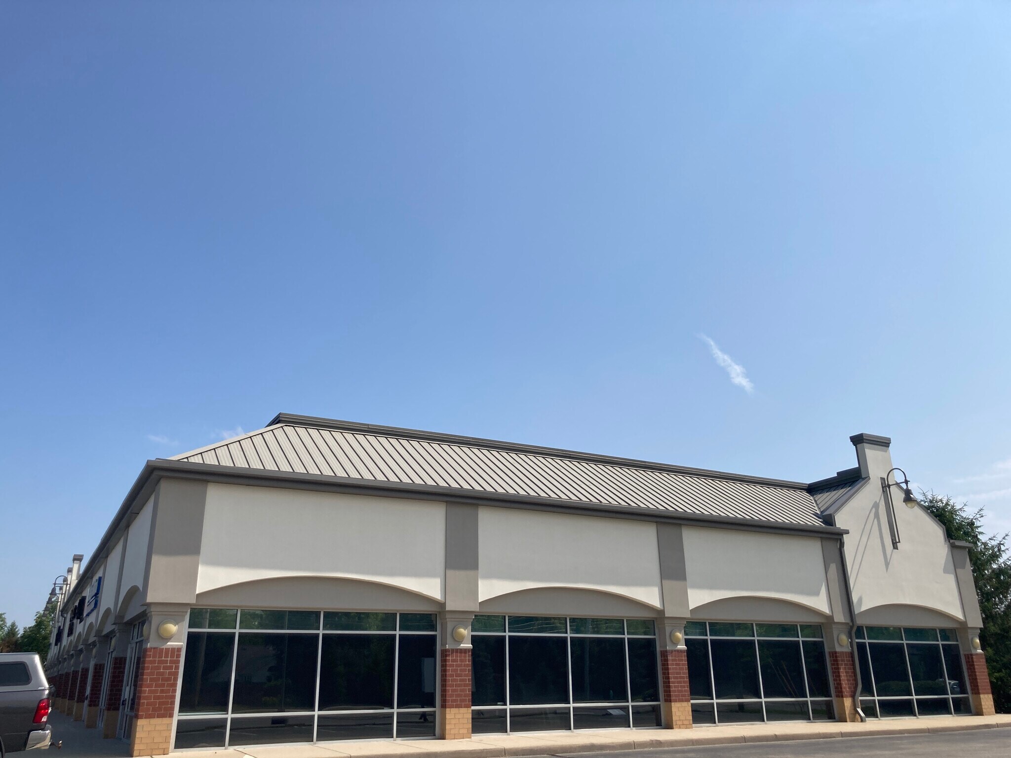 8956-8974 E 96th St, Fishers, IN for sale Building Photo- Image 1 of 1