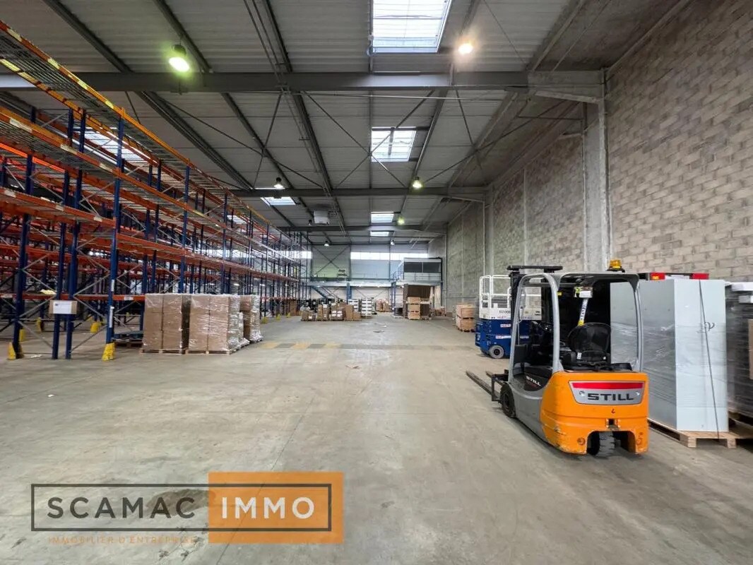 Industrial in LIEUSAINT for lease Interior Photo- Image 1 of 6