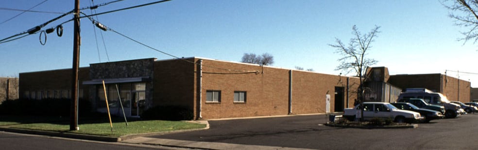 7040 Colonial Hwy, Pennsauken, NJ for lease - Building Photo - Image 2 of 8