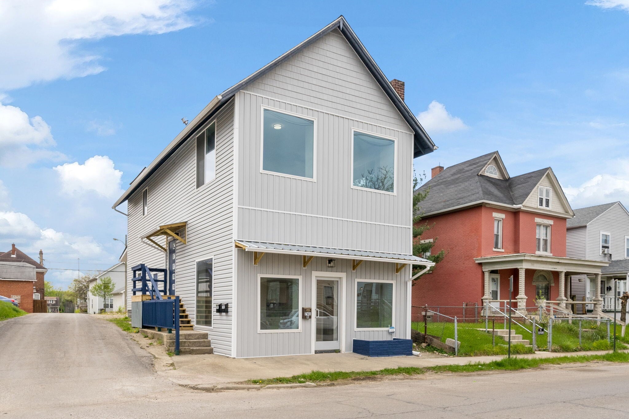 741 Sullivant Ave, Columbus, OH à louer Photo intérieure- Image 1 de 11