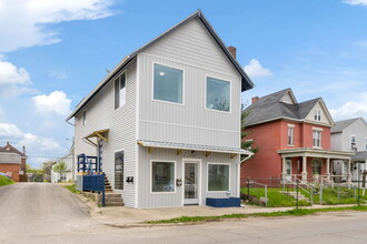741 Sullivant Ave, Columbus, OH à louer Photo intérieure- Image 1 de 11