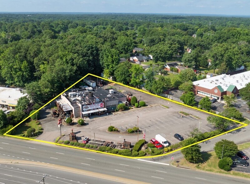 8205 W Broad St, Richmond, VA à vendre - Photo du bâtiment - Image 2 de 49