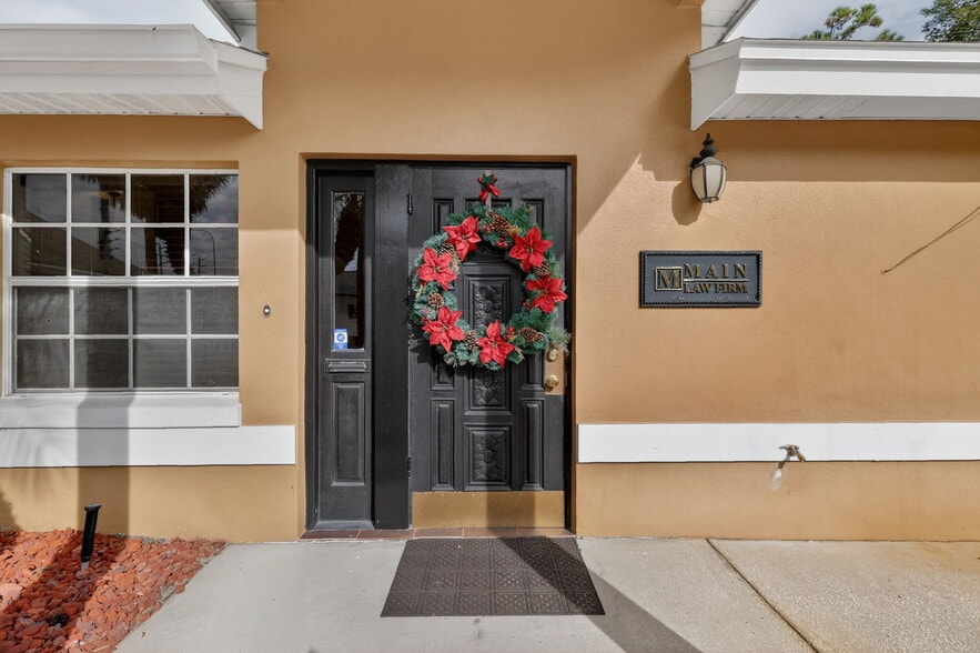 210 N Wymore Rd, Winter Park, FL à vendre - Photo du bâtiment - Image 3 de 22