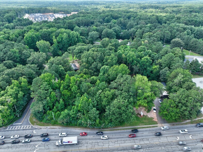 3475 Crane Dr SW, Marietta, GA à louer - Photo du bâtiment - Image 3 de 11