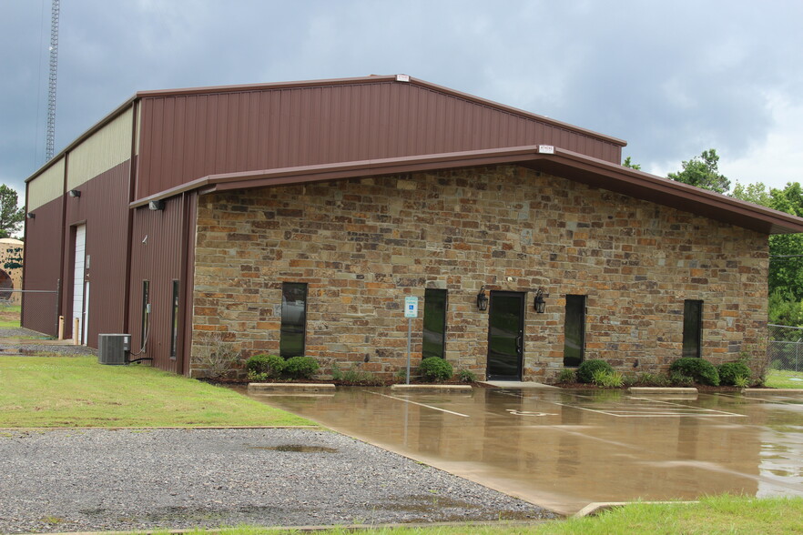 1050 Marvin A Smith Rd, Kilgore, TX à vendre - Photo du bâtiment - Image 1 de 1