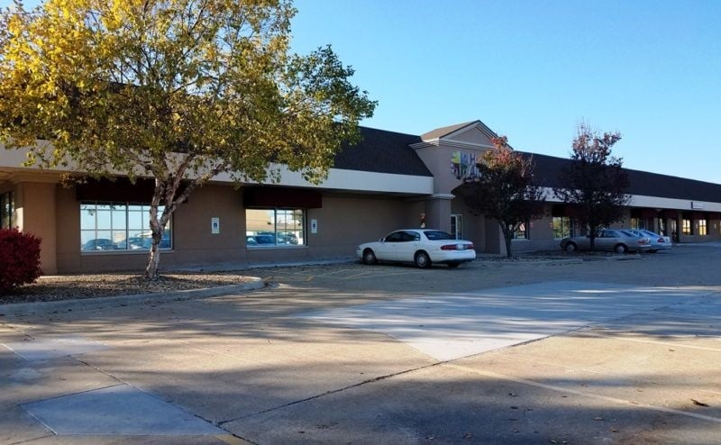 206 W Anthony Dr, Champaign, IL for lease Primary Photo- Image 1 of 2