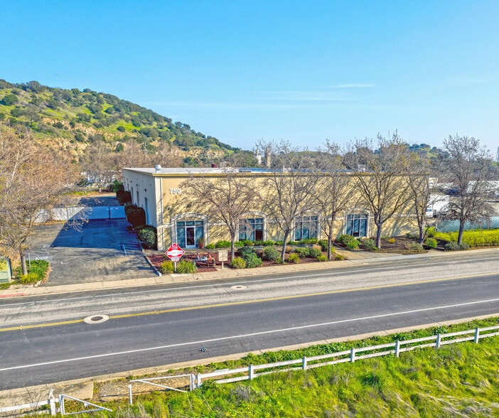 750 Link Rd, Fairfield, CA for sale - Building Photo - Image 1 of 13