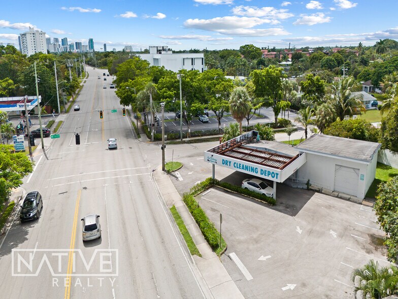 2117 N Andrews Ave, Wilton Manors, FL à vendre - Photo du bâtiment - Image 3 de 10