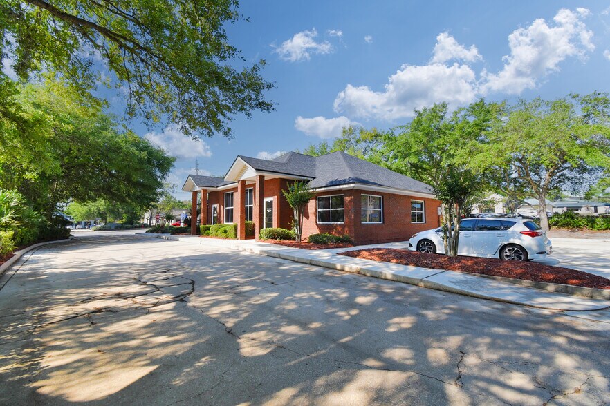 1555 Kingsley Ave, Orange Park, FL à louer - Photo du bâtiment - Image 2 de 25