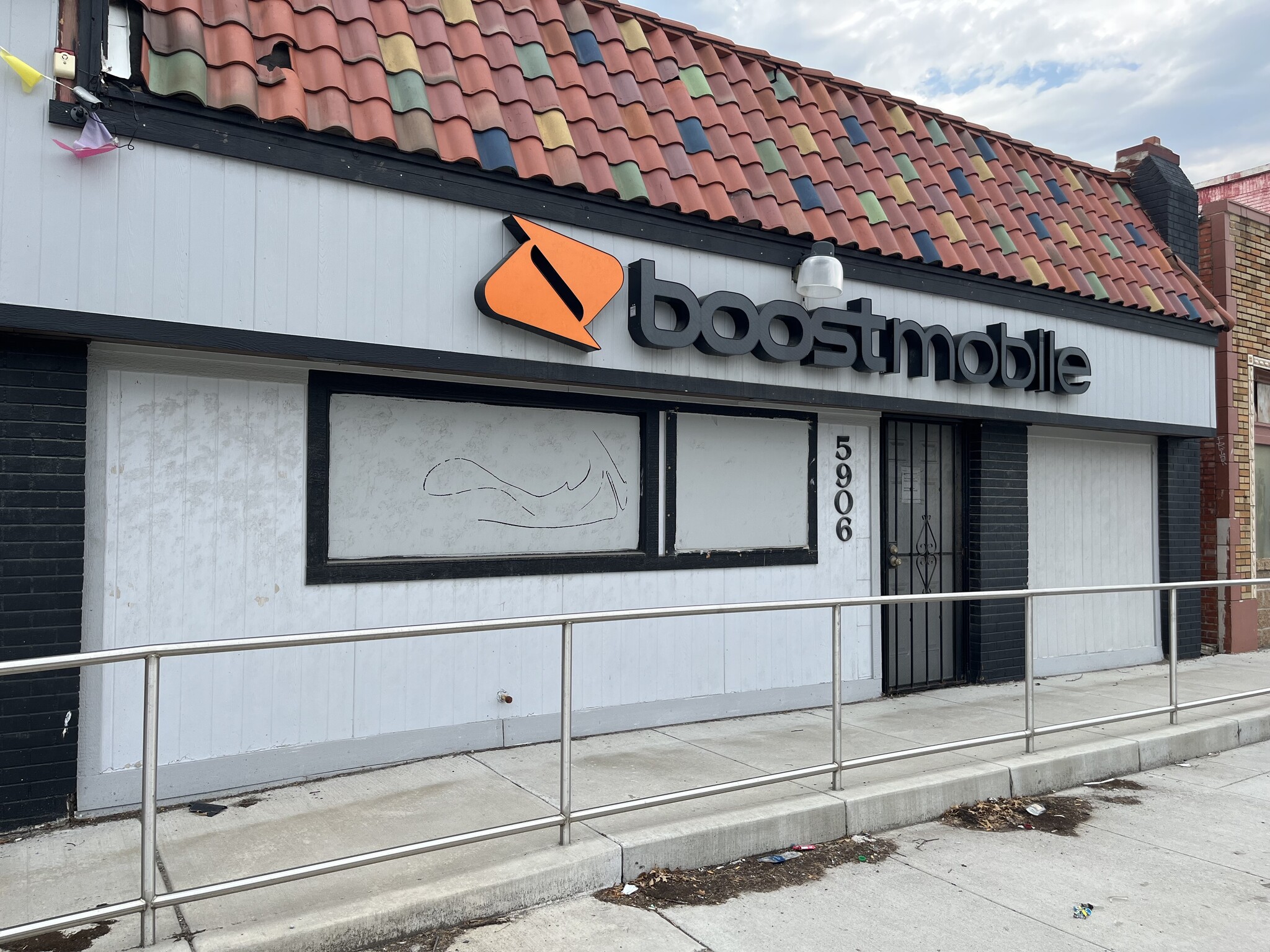 5906 Prospect Ave, Kansas City, MO for lease Primary Photo- Image 1 of 8