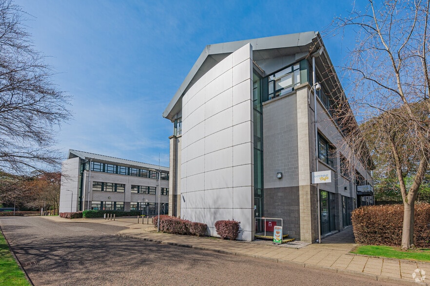 Callendar Rd, Falkirk for lease - Building Photo - Image 2 of 3