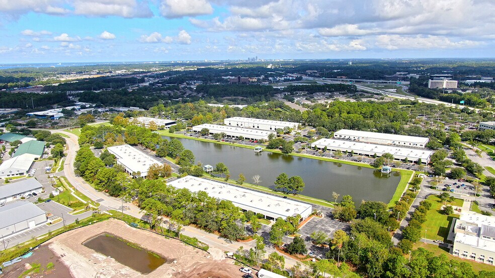 8211 Cypress Plaza Dr, Jacksonville, FL à louer - Aérien - Image 2 de 12