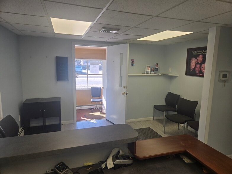 1025 N Providence Rd, Media, PA for sale - Interior Photo - Image 3 of 11