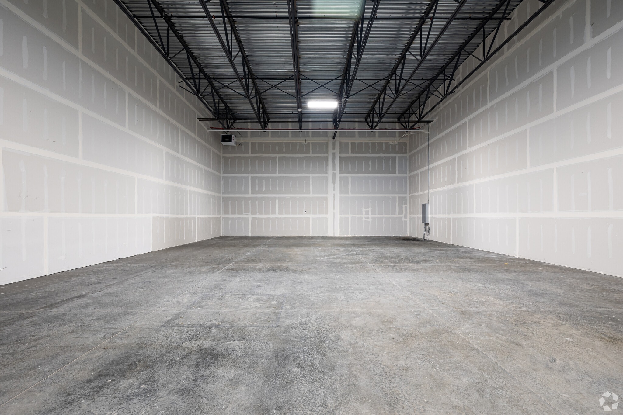 5718 W 3500 South, West Valley, UT for lease Interior Photo- Image 1 of 2