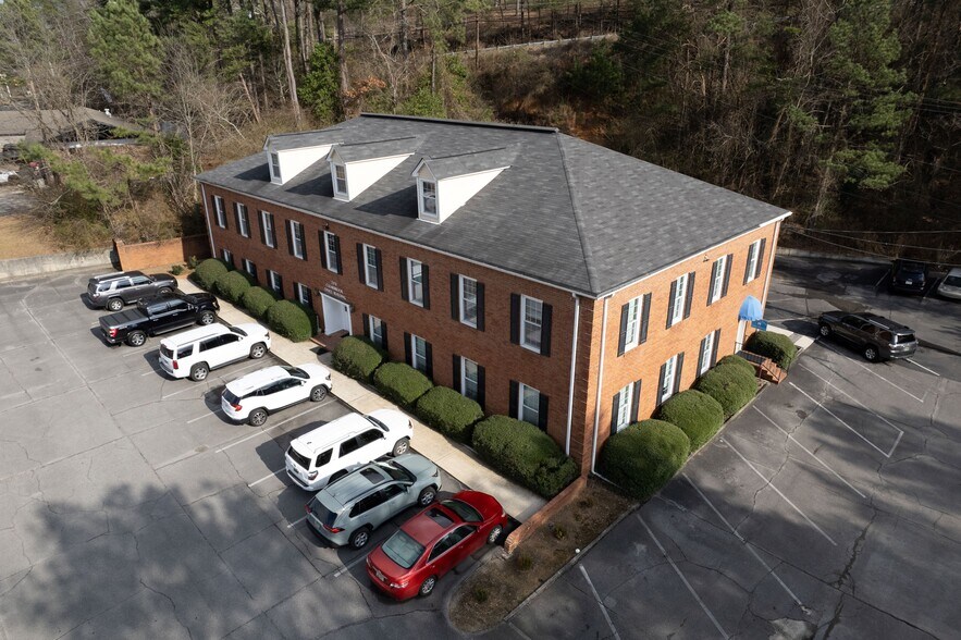 2170 Clearbrook Rd, Birmingham, AL à louer - Photo du bâtiment - Image 3 de 6