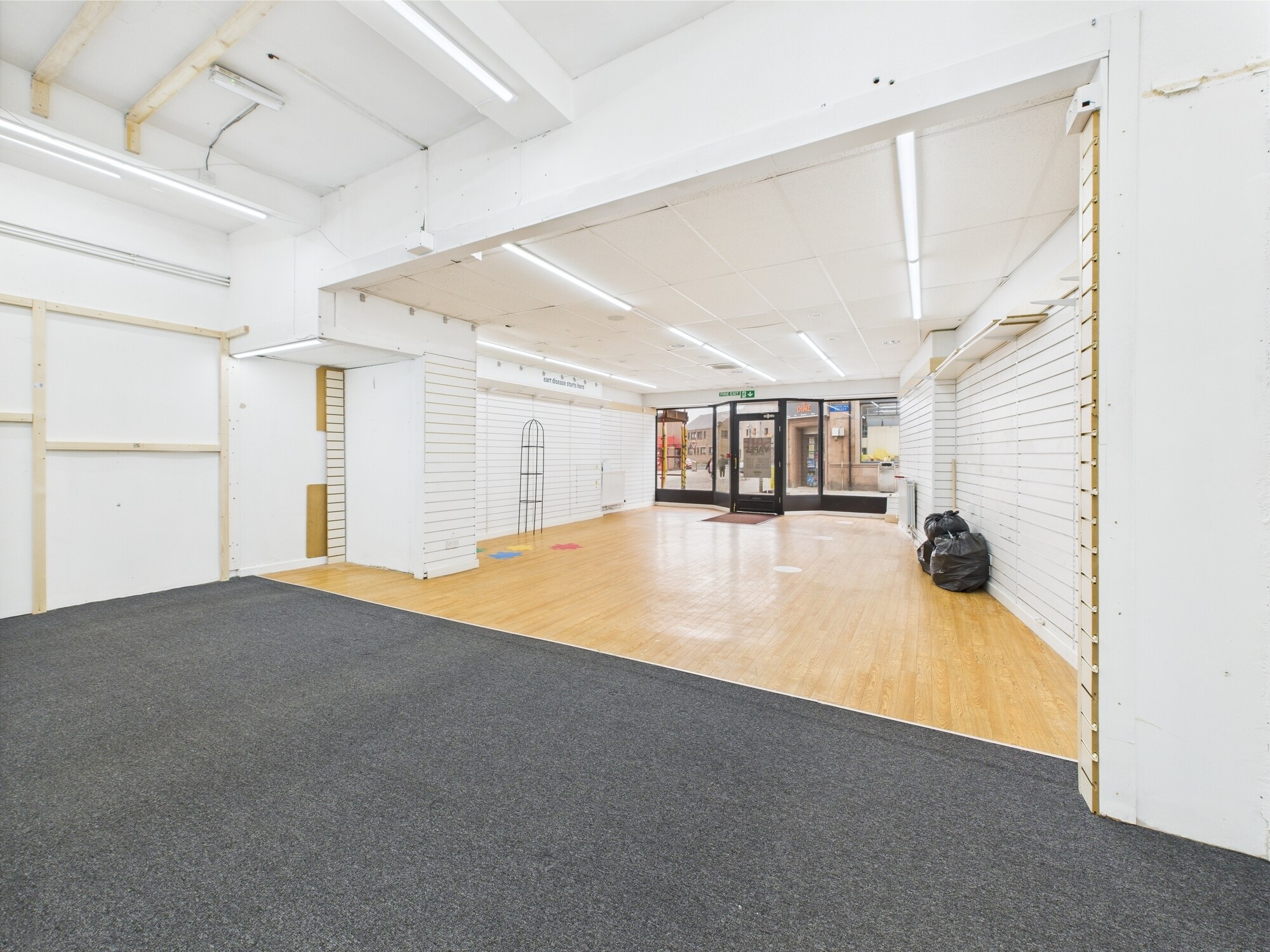41 Marischal St, Peterhead for lease Interior Photo- Image 1 of 2