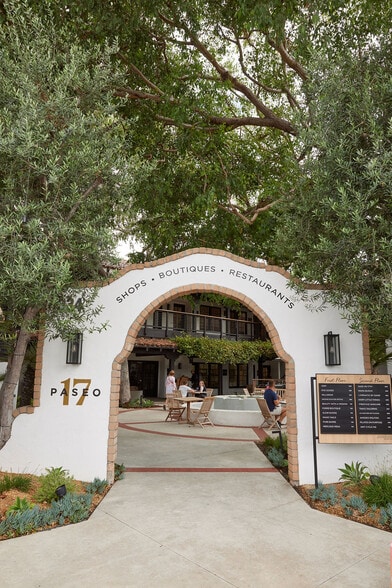 234 E 17th St, Costa Mesa, CA for lease - Building Photo - Image 3 of 8