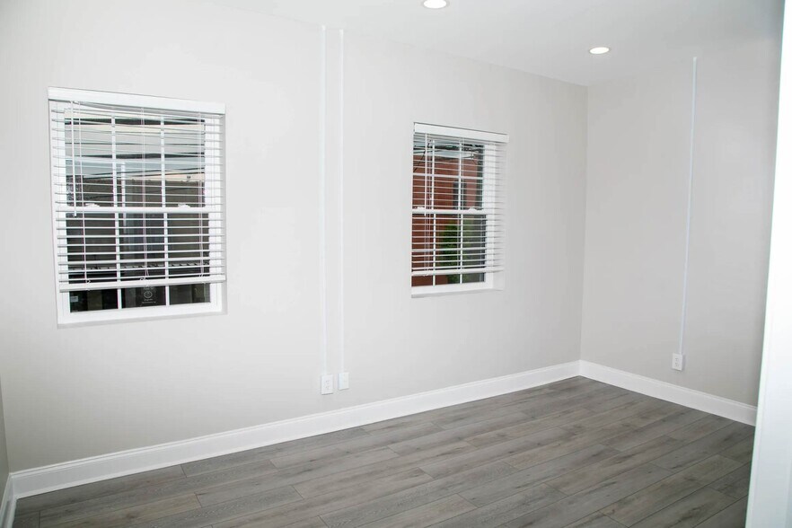 101 N Market St, Benson, NC à louer - Photo du bâtiment - Image 3 de 6