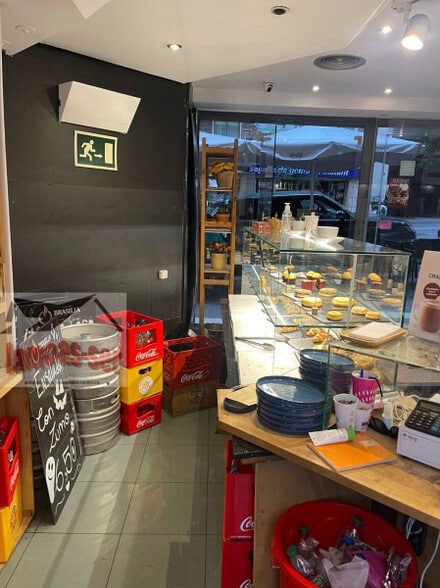 Retail in Barcelona, Barcelona for lease - Interior Photo - Image 3 of 3